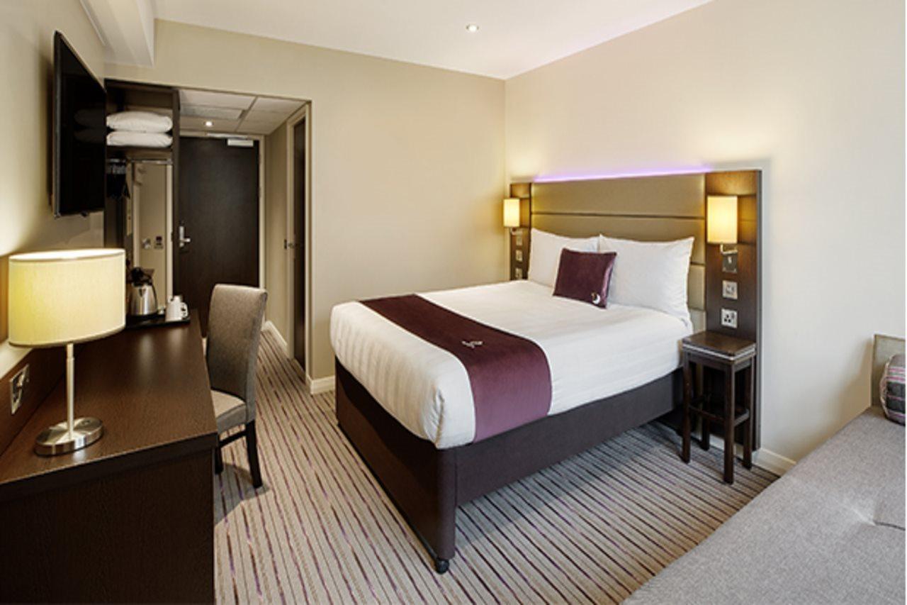 Premier Inn Manchester Airport Ringway Εξωτερικό φωτογραφία