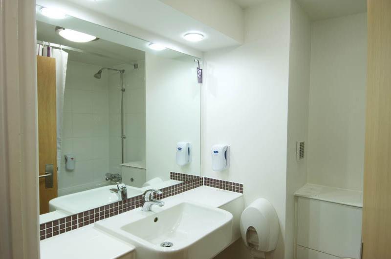 Premier Inn Manchester Airport Ringway Εξωτερικό φωτογραφία